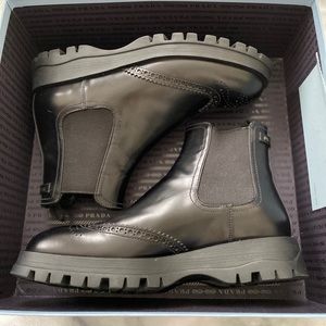 NWT PRADA CHELSEA DETAILED BOOTS!